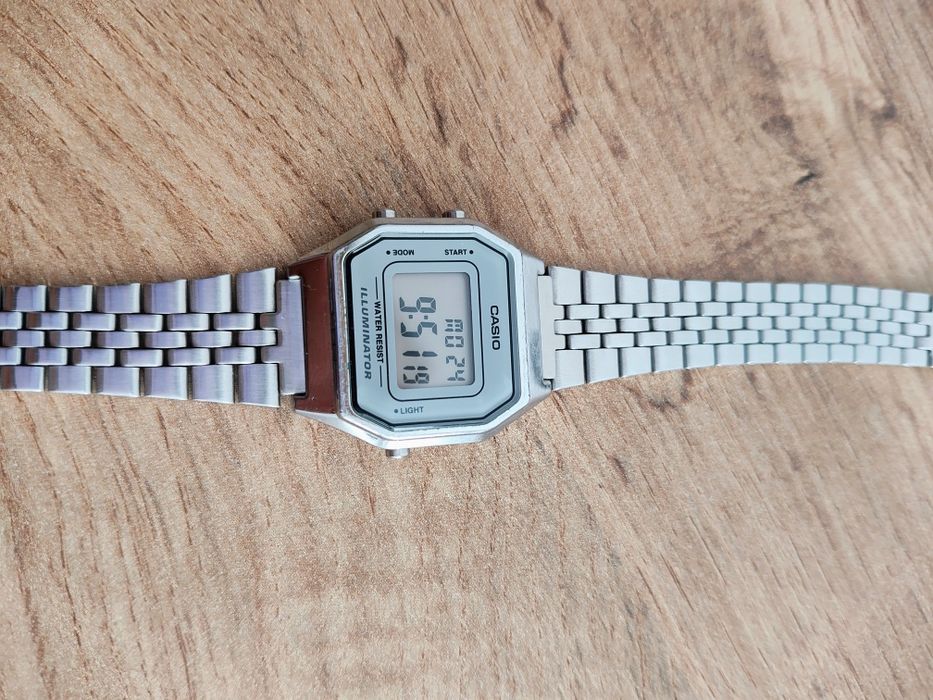 Дамски часовник Guess Casio Lee Cooper