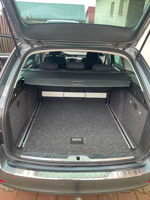 Vând mașina Skoda Superb Combi, 1,9 TDI 2013, automata, unic propriet