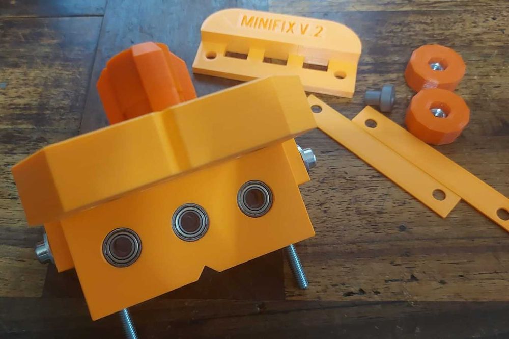 Sablon mobila din plastic dur pt demontabili minifix 15 pal 36mm