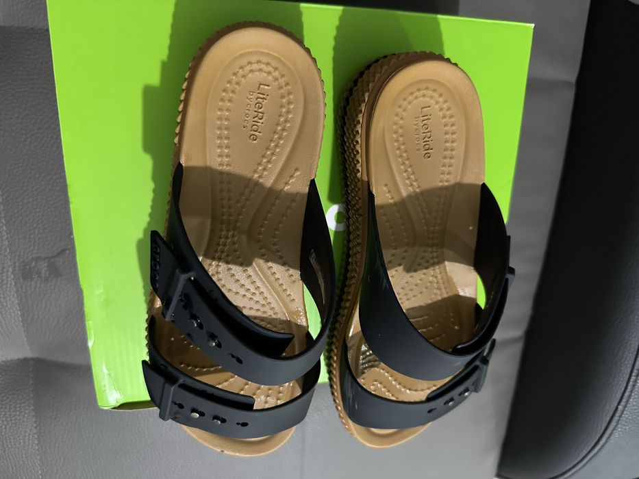 Шлепки от CROCS