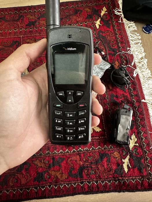 Спутниковый телефон, Iridium 9555