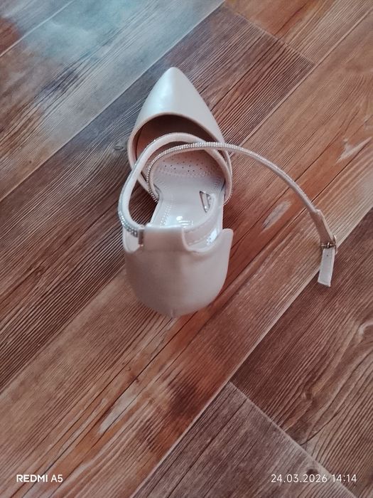 Продам обуви женскую