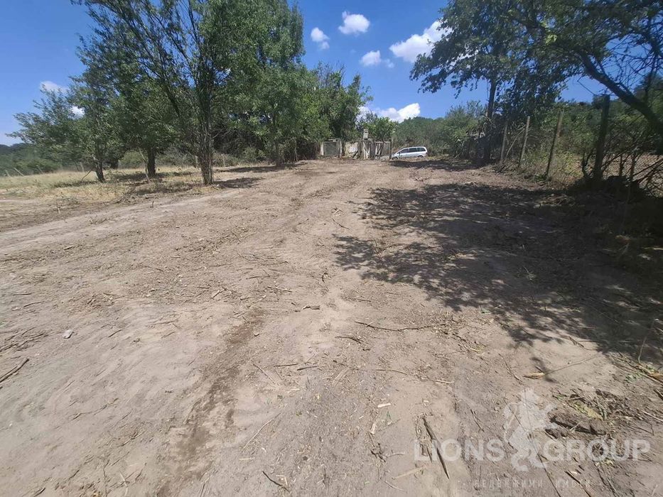 Продава се Парцел в с. Здравец, Област Варна - 1239 кв.м за 23 €/кв.м - Снимка #1