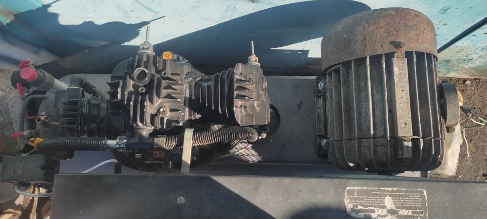 Продам компрессор