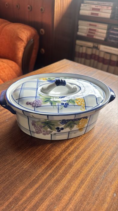 Керамичен съд за печене