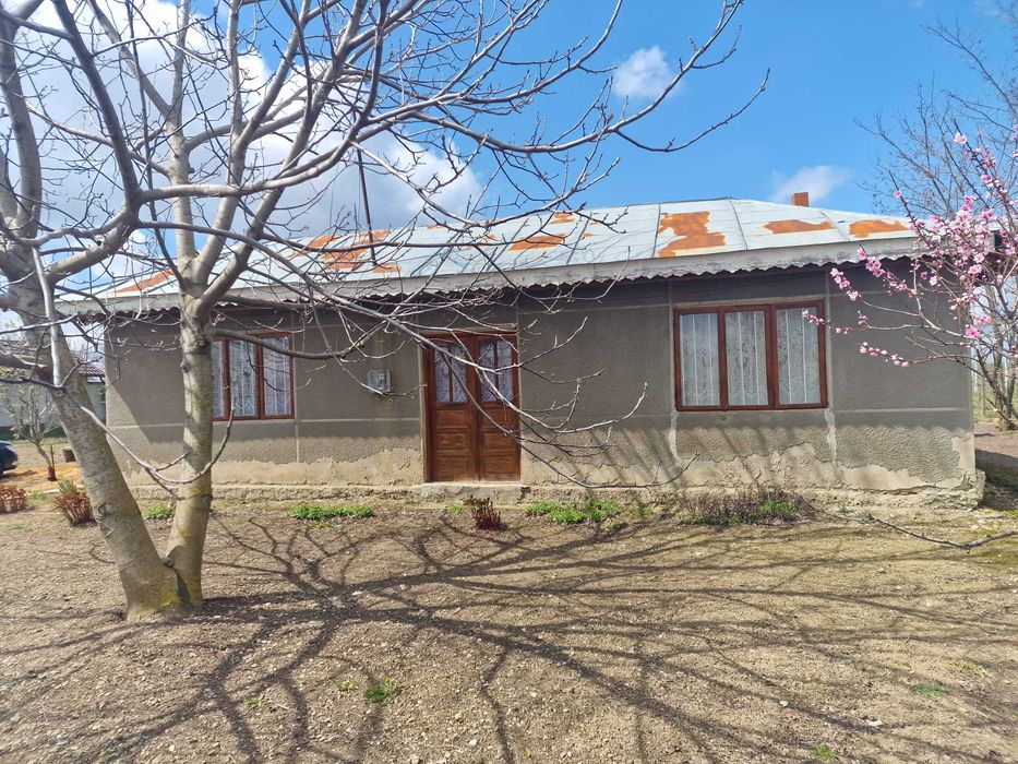 Casa de vanzare 2452 mp Bertestii de jos jud. Braila