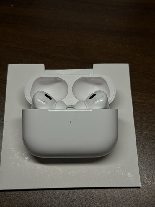 casti airpods pro 2 apple care+ pana in 2027 si anc