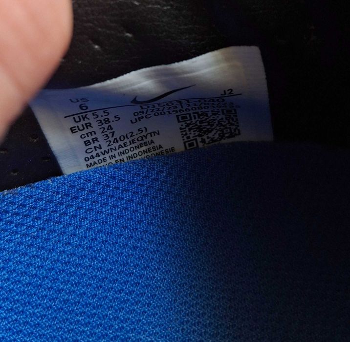 Nike - Футболни обувки Mercurial