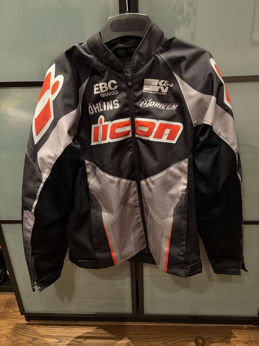 Яке за мотор ICON