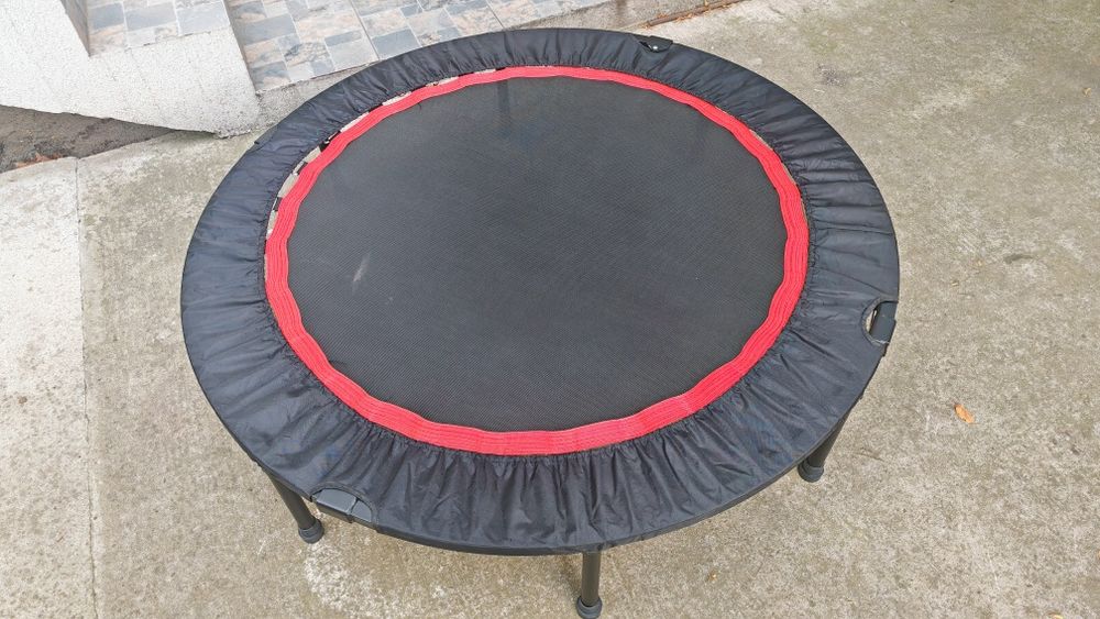 Trambulină pliabilă cu maner 120cm