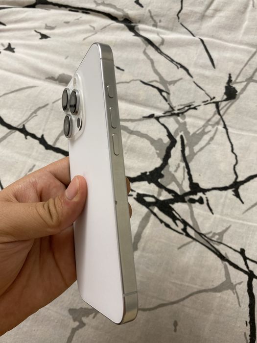Iphone 16pro на запчасти