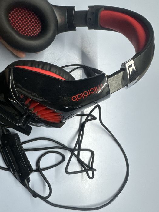 Игровые наушники