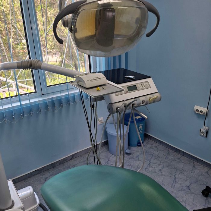 Стоматологичен стол Takara Belmont модел PROCIA