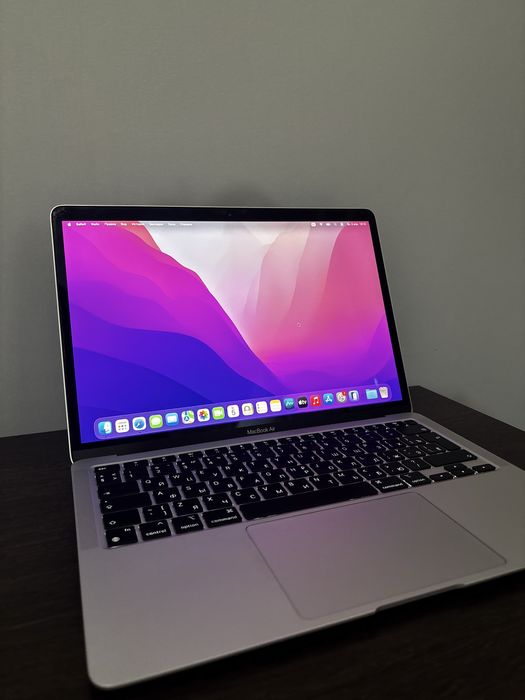 Macbook air m1 2020