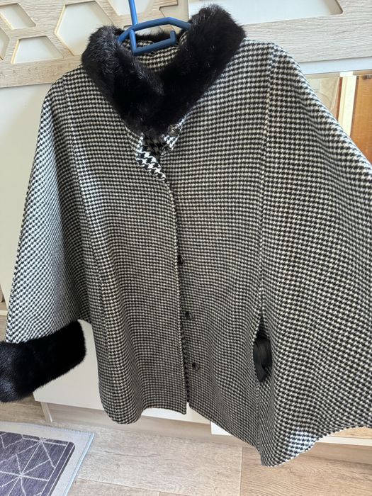 Продам классическое пальто!