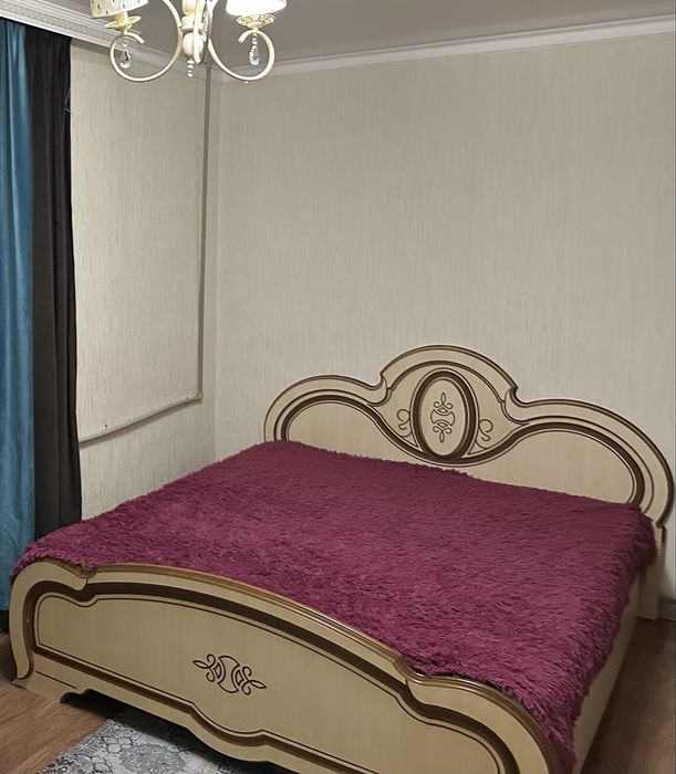 Продам кровать для спальни 1.6*2м