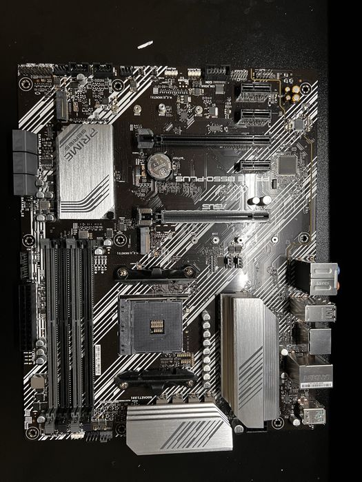 Placă de bază Asus B550-Plus