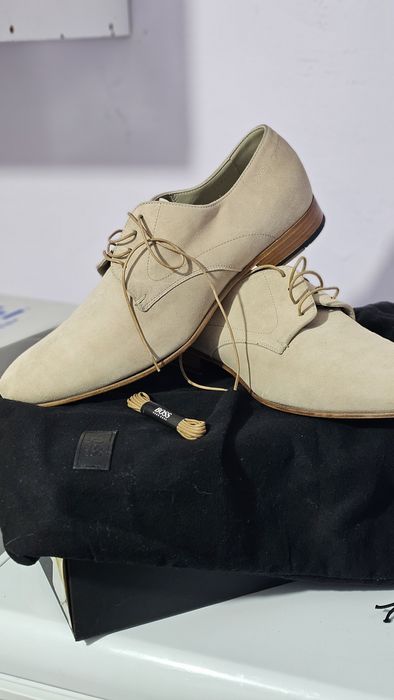 Pantofi Hugo Boss noi