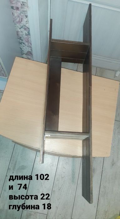 Полочки 4 вида и столы. Цены снижены