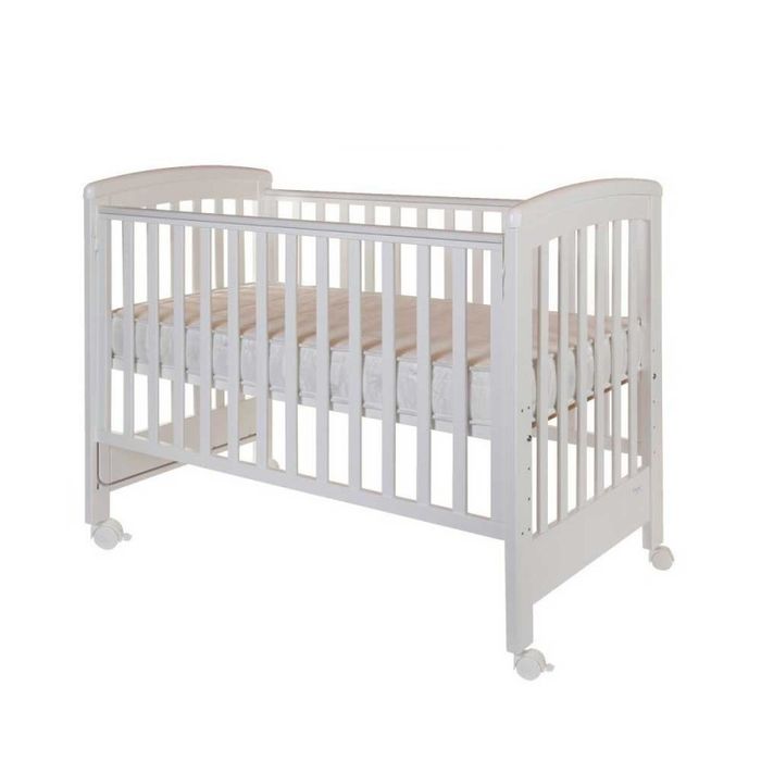 Детско легло next to me