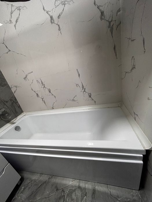 Ванна б/у акрил Аполло