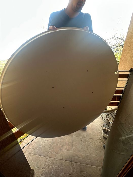 Сателитна чиния 120 см диаметър