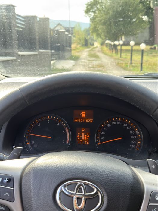 Toyota Avensis T27 2010 Automata
