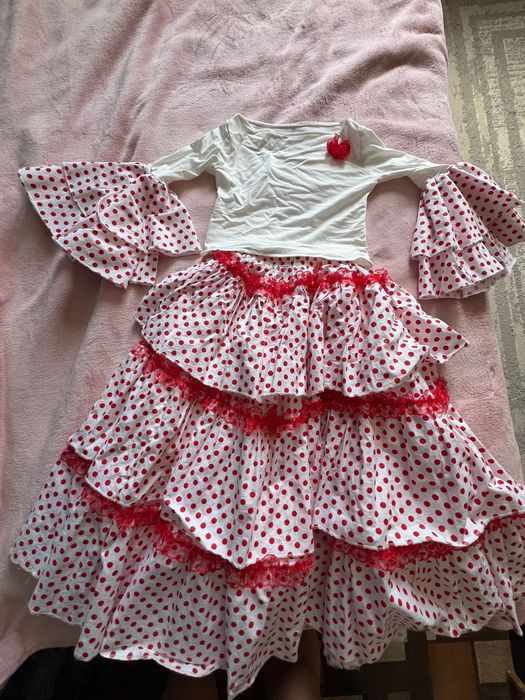 Костюм для выступлений на 6 лет