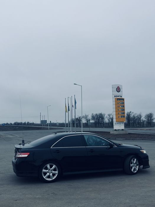 Продам диска на камри 40-45 се р17 зимний резинамен