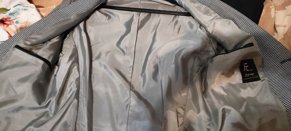 Мъжки     костюм