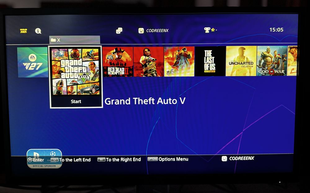 PS4 Slim 1TB Modat / Jailbreak 12.52 – 2 controllere  FC 27 / GTA 5 ONLINE / RDR 2 / GOD OF WAR / The Last Of Us