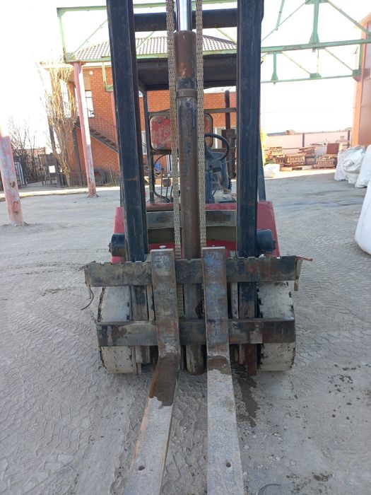 Вилочный погрузчик /кара/ балканкар