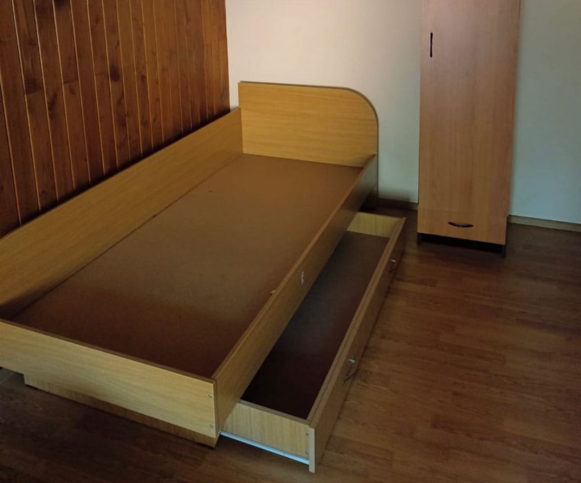 2 paturi pentru o persoană