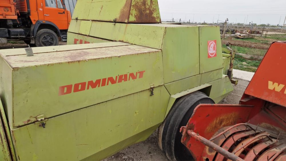 Пресс подборщик claas dominant