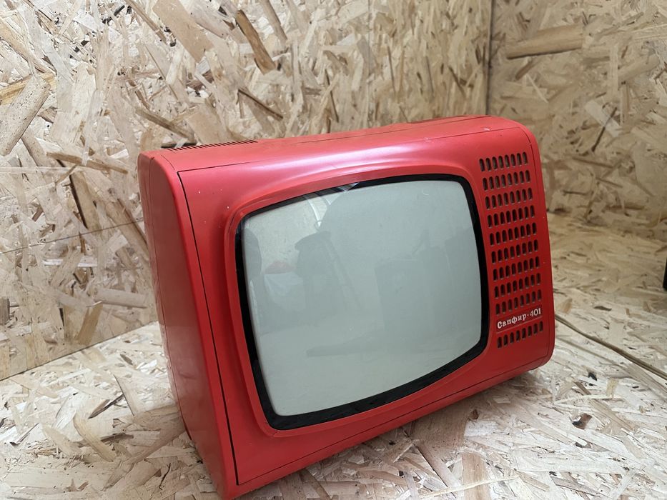 Продам ретро телевизор СССР Сапфир -401