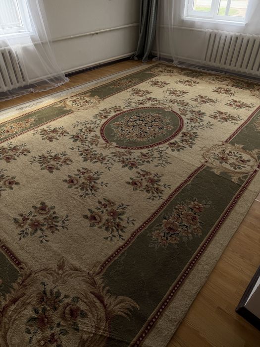 Ковер в отличном состоянии