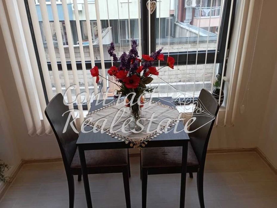 Дава се под наем Едностаен апартамент в Варна, Окръжна болница - 28 кв.м за 408 € - Снимка #2