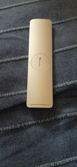 Telecomanda apple