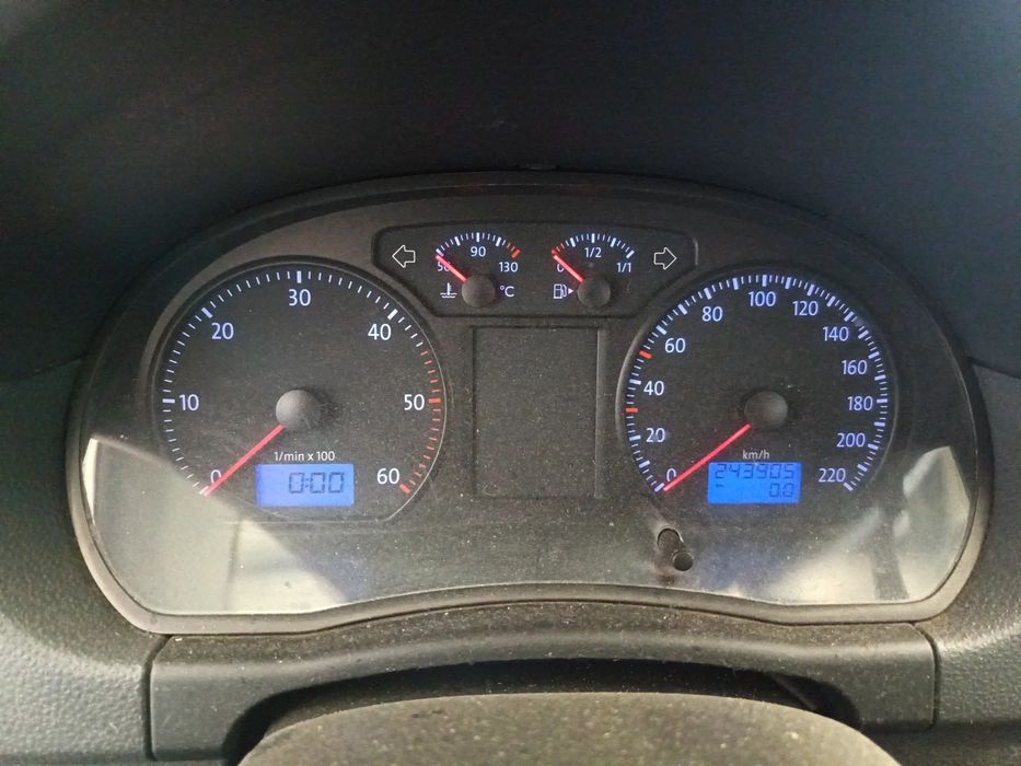 Volkswagen Polo (9N) [Fabr 2001-2008]