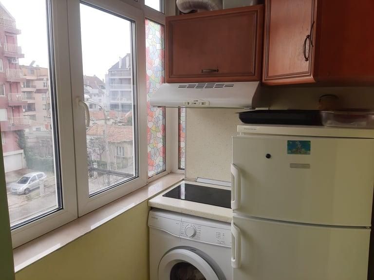 Дава се под наем Двустаен апартамент в Варна, Колхозен пазар - 50 кв.м за 325 € - Снимка #11