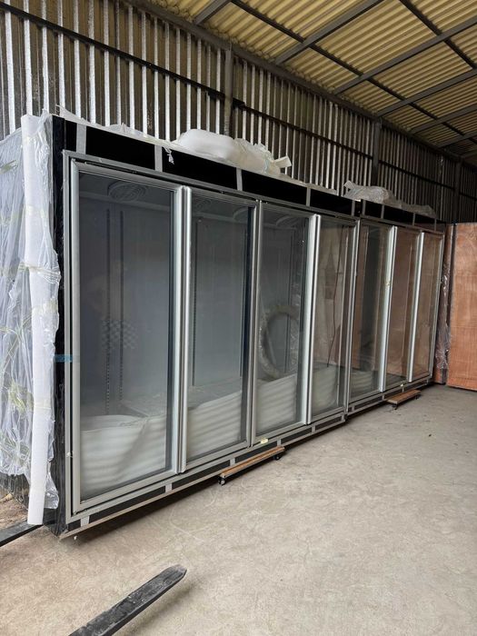 Vitrină verticală 7 uși air cooling