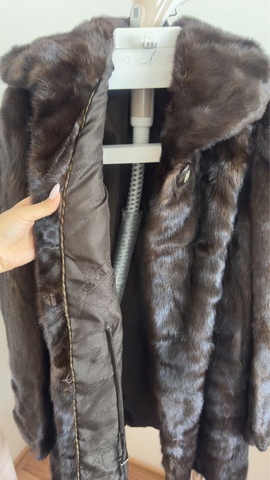 Норковая шуба коричневая