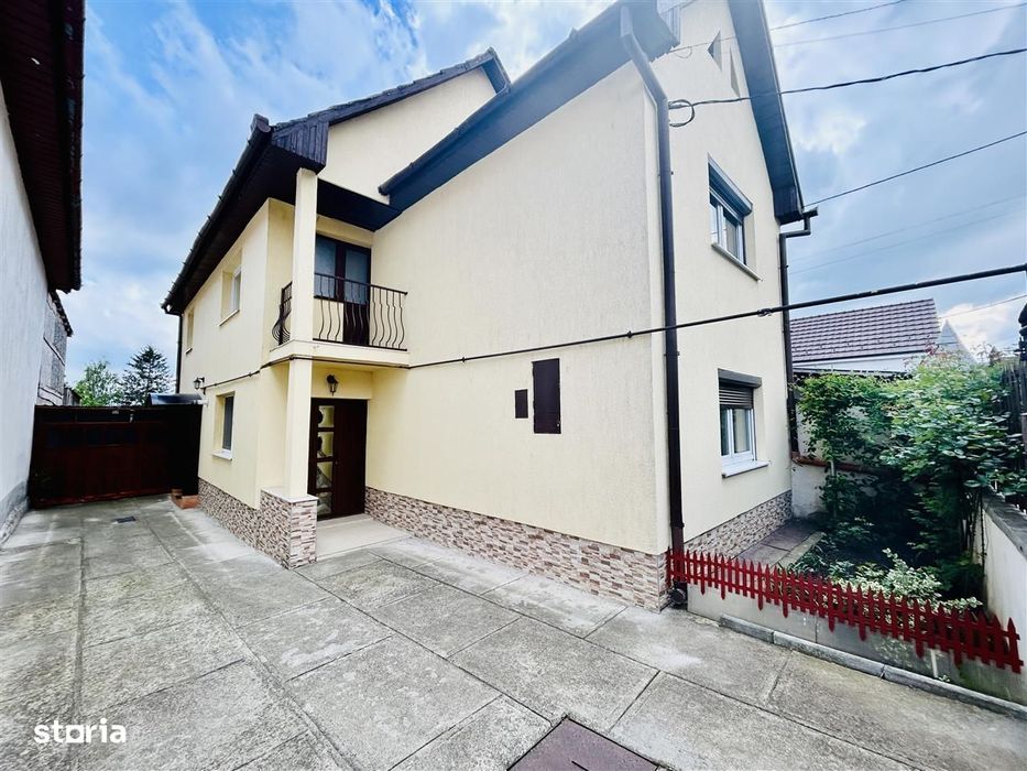 Casă individuală în Sibiu – 5 camere, 460mp teren, garaj, pivnita, pod