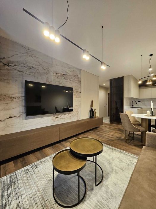 Дава се под наем Двустаен апартамент в София, Зона Б-5-3 - 81 кв.м за 428.91 € - Снимка #3