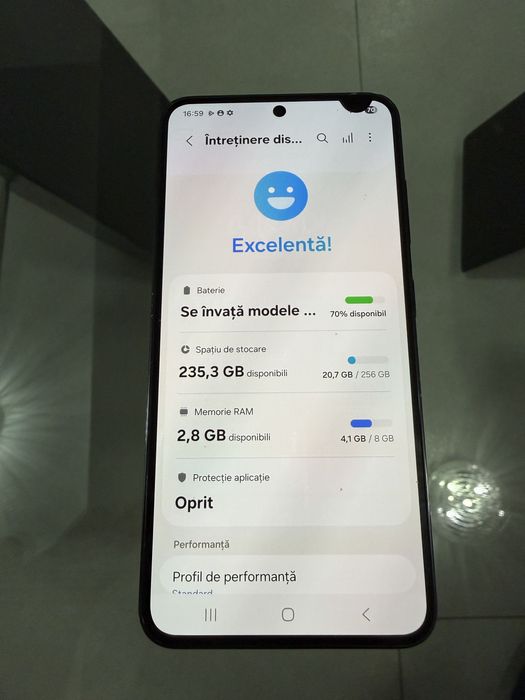 Samsung S23  black 256Gb neverlocked • pata neagra oe ecran •