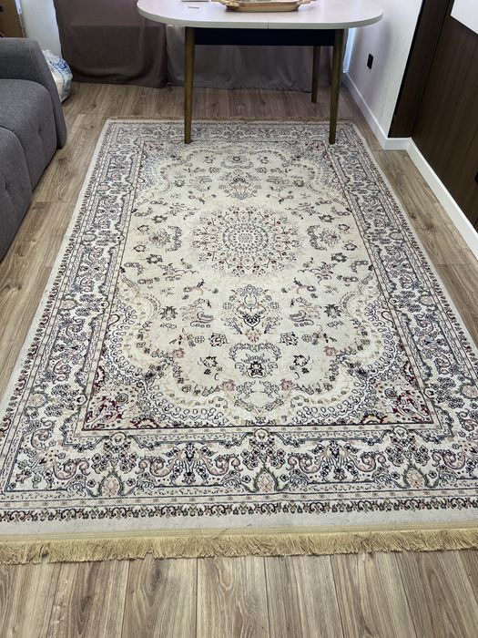 Продам ковер , 2*3