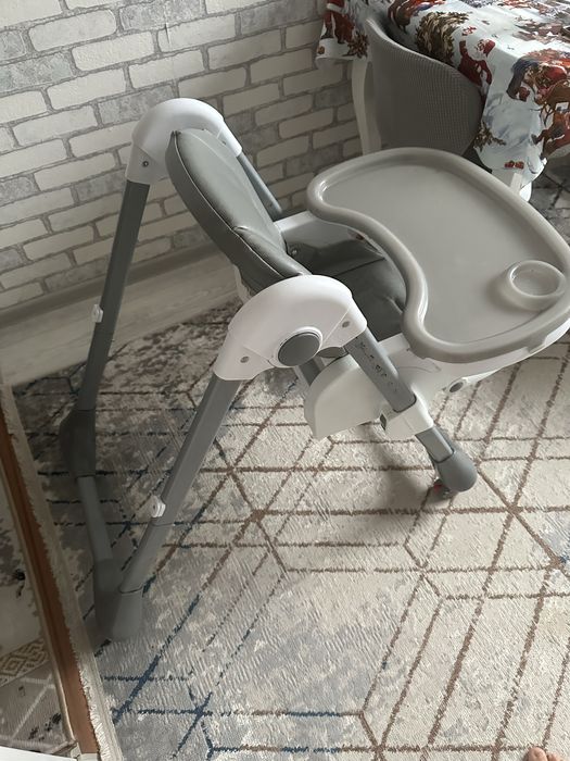 Стульчик для кормления продам