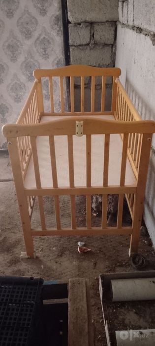 Боллар кровати сотилади