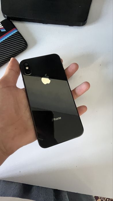 iPhone Xs  LL/A region