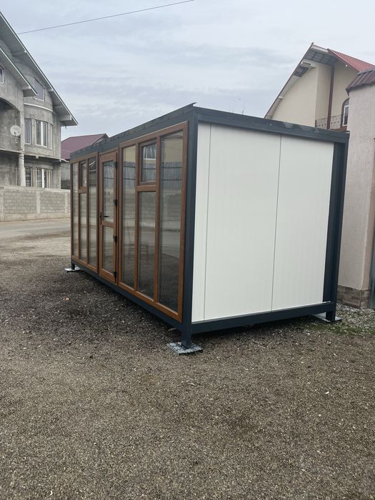 Cofectionam containere